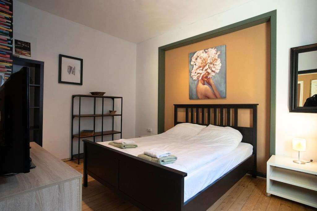 Appartamento 2Bdr Flat In Centre Sofia Esterno foto
